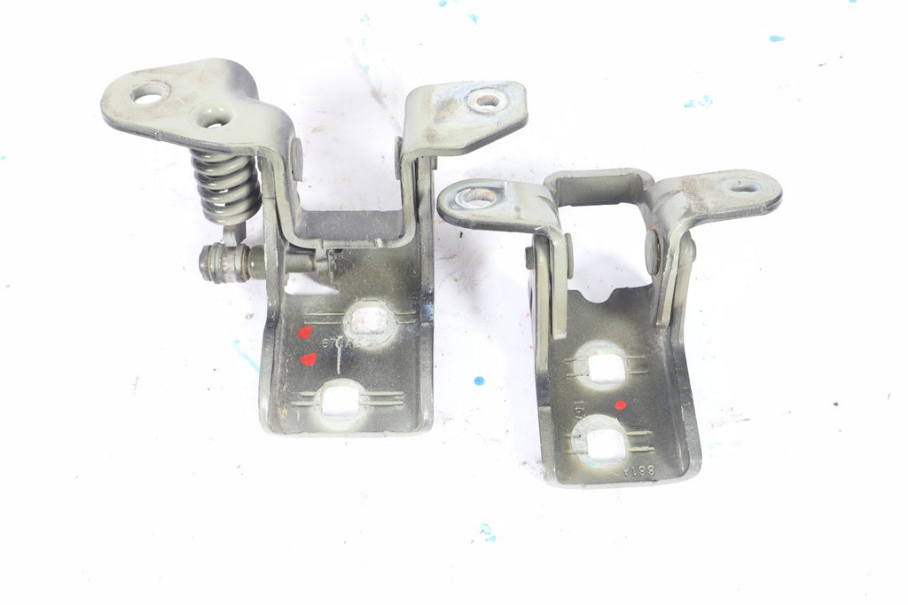 2008-2020 GRAND CARAVAN TOWN COUNTRY FRONT RIGHT PASSENGER DOOR HINGE PAIR OEM