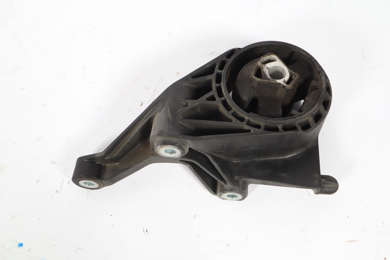 2016–2019 Buick Cascada Front Transmission Mount OEM 13268880
