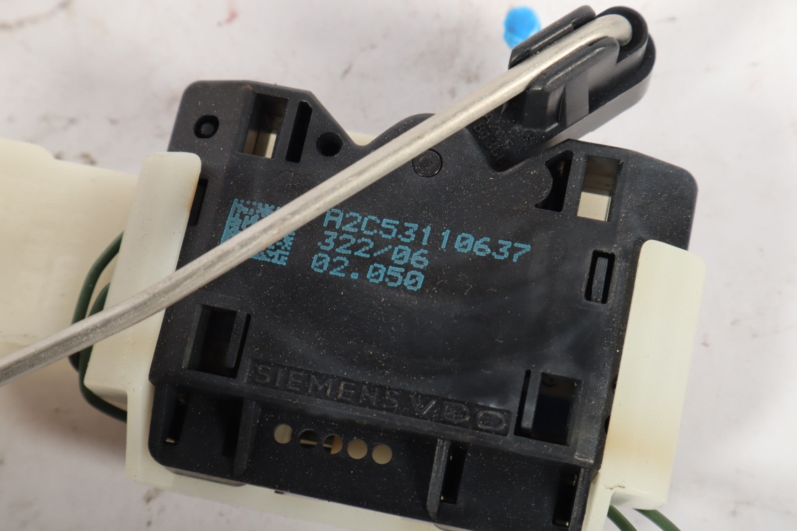 2007-2009 Audi Q7 4L Fuel Level Sensor Unit A2C53110637 7L8919673 OEM