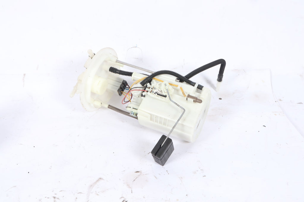 2013-2016 NISSAN PATHFINDER FUEL PUMP ASSEMBLY 3.5L CYLINDER OEM