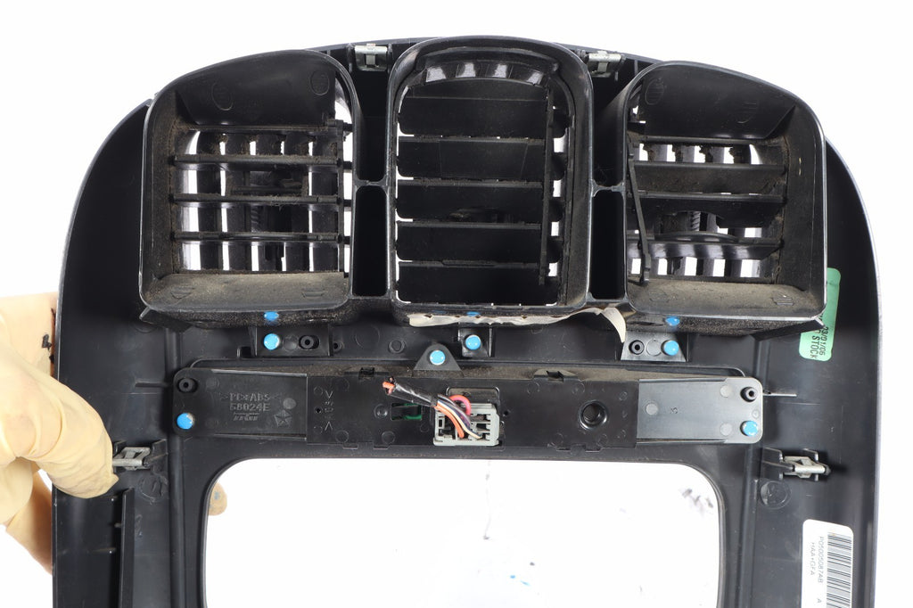 2004-2007 DODGE CARAVAN A/C HEATER CLIMATE TEMPERATURE CONTROL  OEM 05134625AB