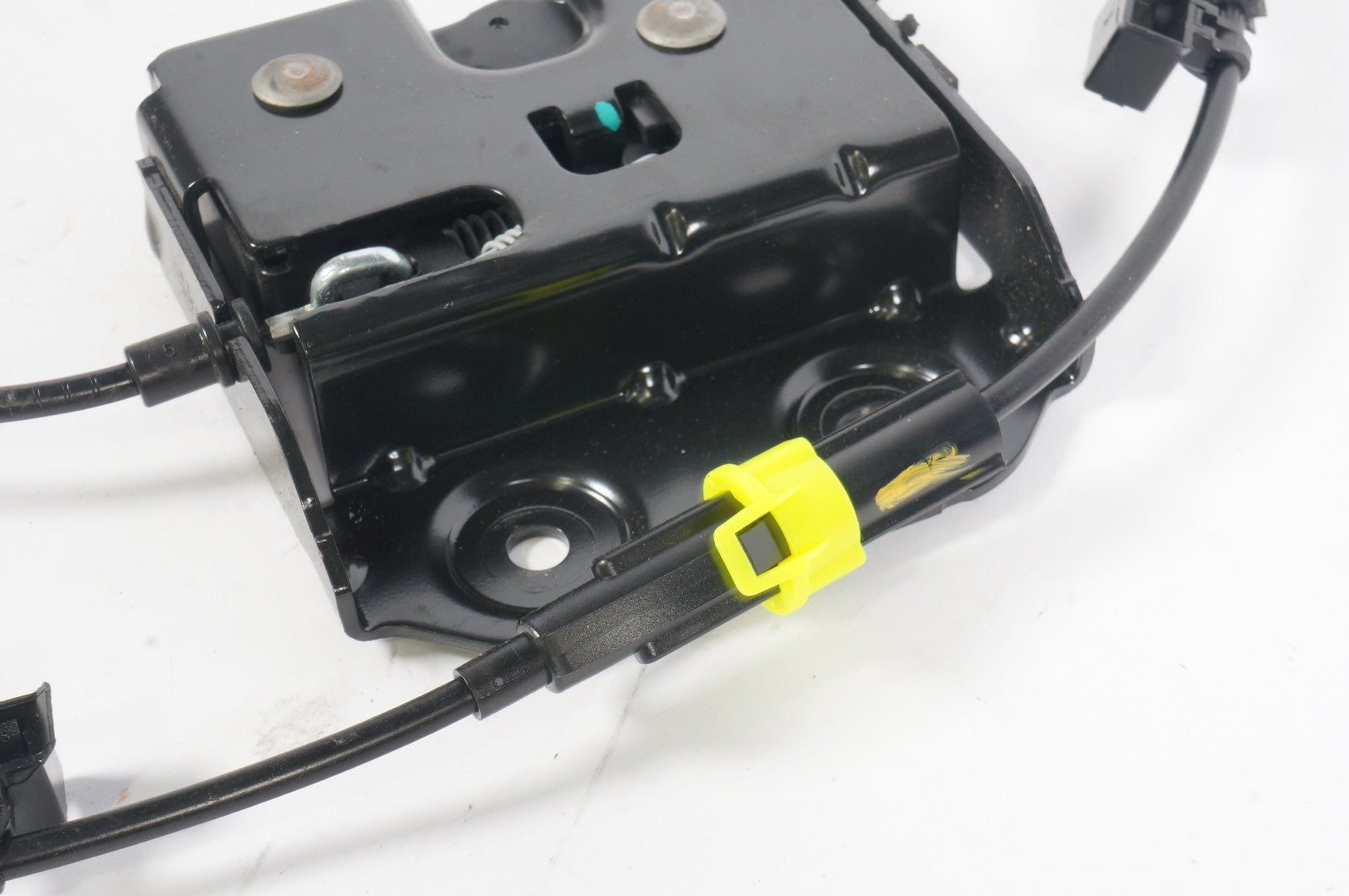 2018 - 2025 ALFA ROMEO STELVIO REAR LEFT SIDE SEAT FOLD LATCH LOCK OEM 505564020