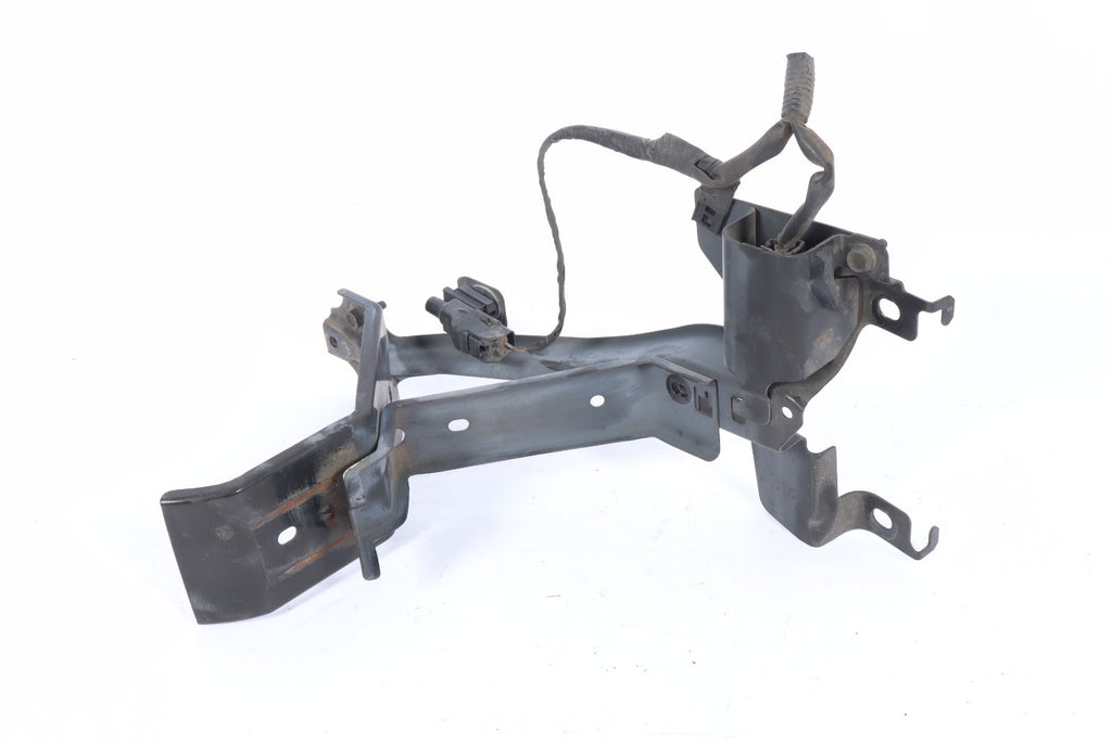 2007-2015 MAZDA CX-9 CX9 FRONT FENDER BRACKET RETAINER HOLDER OEM