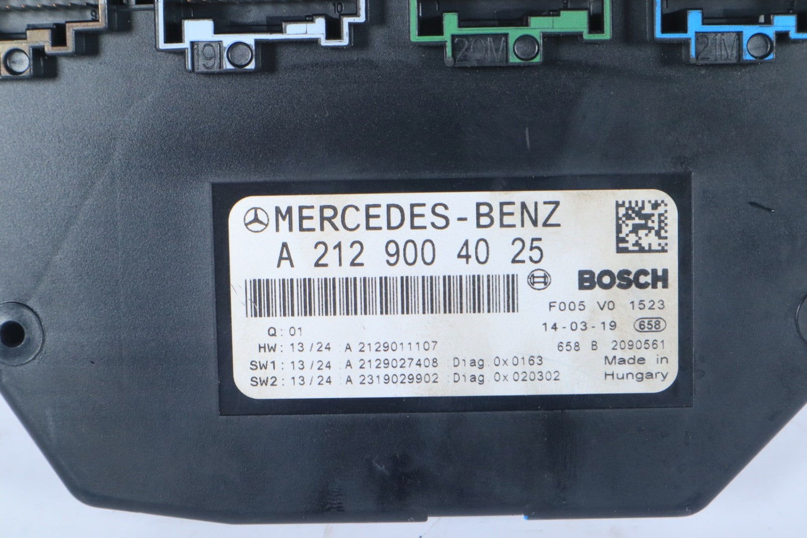 2010-2016 Mercedes E350 SLK250 CLS550 C350 Front SAM Module Relay Fuse Box OEM