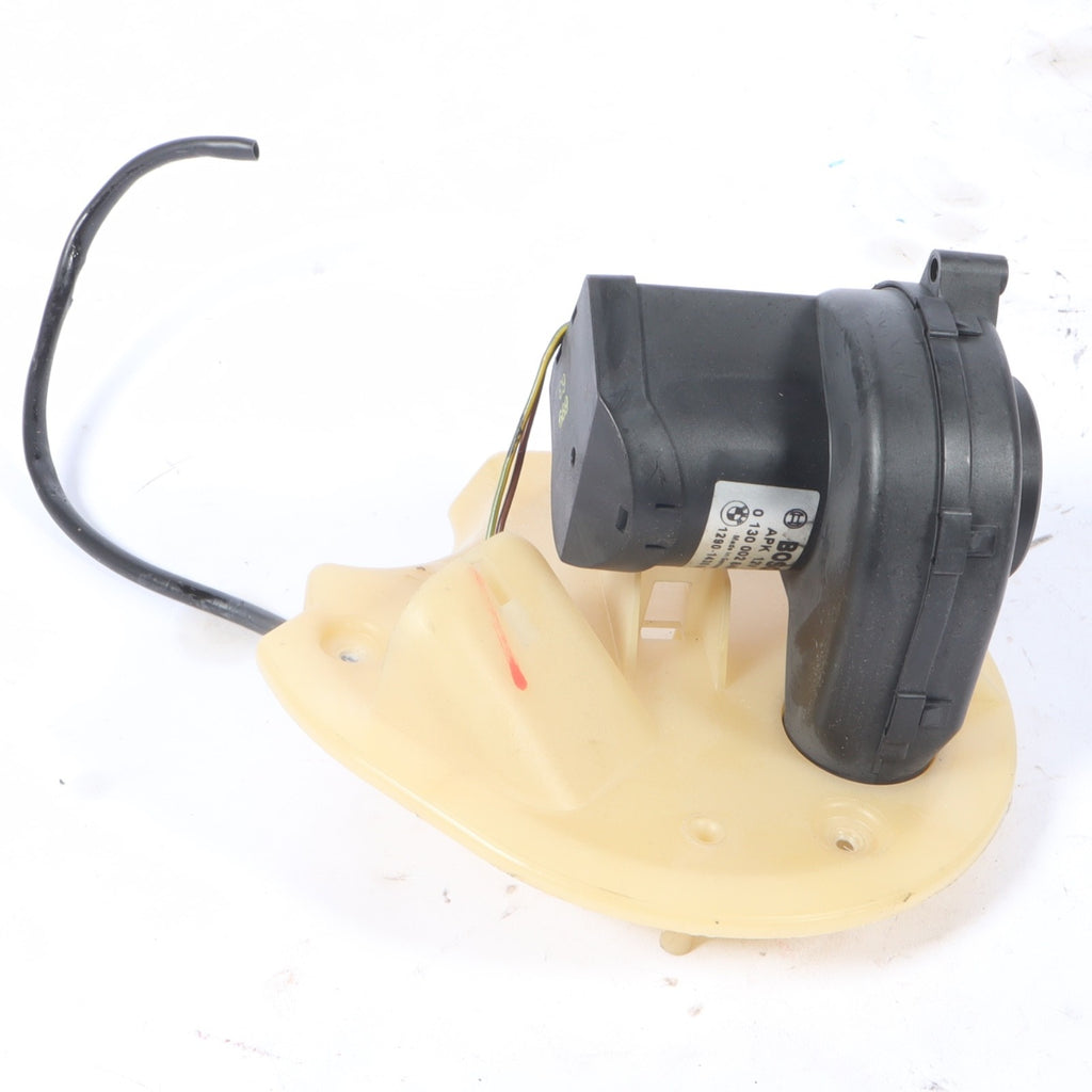 2001-2005 BMW E60 E53 E90 ECU EFUSE BOX COOLING FAN 0130002840 OEM