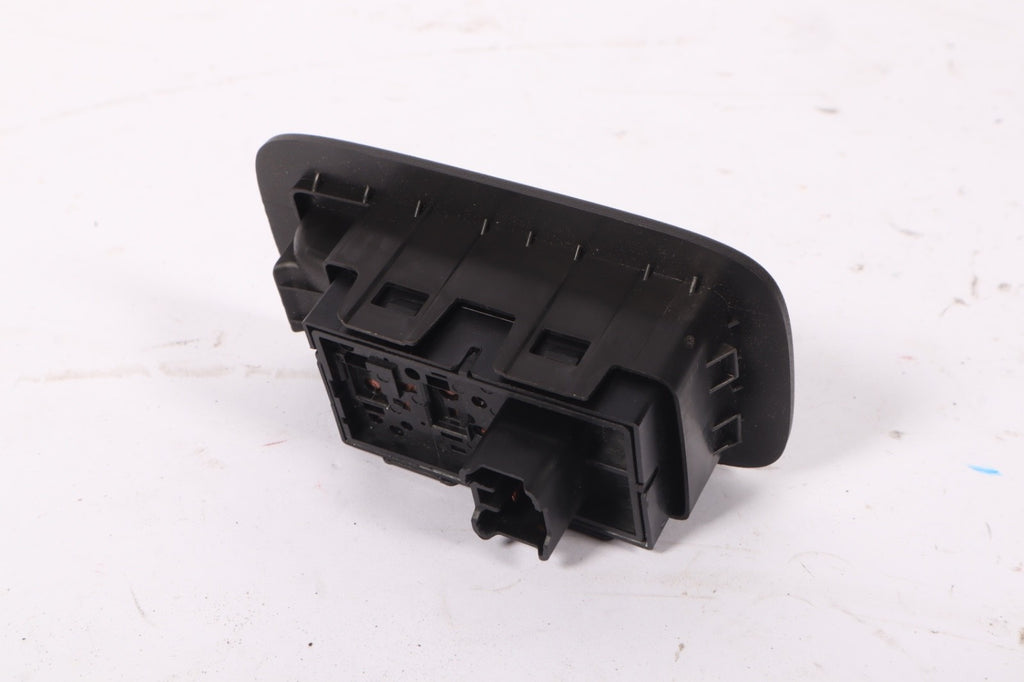 16-19 BUICK CASCADA SWITCH LEFT REAR RELEASE HANDLE BEZEL 13390286 13311236 OEM