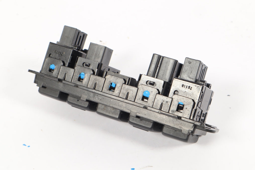 2008-2015 Nissan Armada Foot Pedal/Lift Gate Button Control Switch Panel OEM
