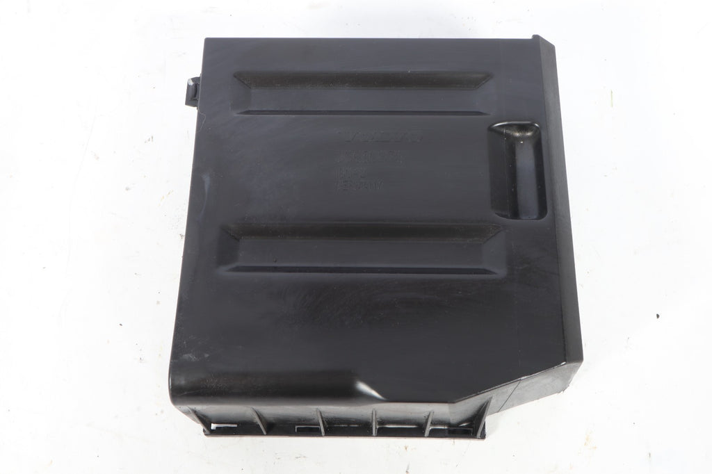 2004-2011 VOLVO S40 ENGINE AIR INTAKE CLEANER BOX LOWER COVER LID 30650076 OEM