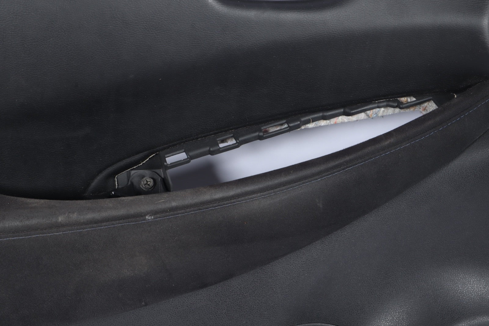 2013-17 Nissan Leaf Front Door Trim Panel Left Front Driver Side Black Cloth OEM