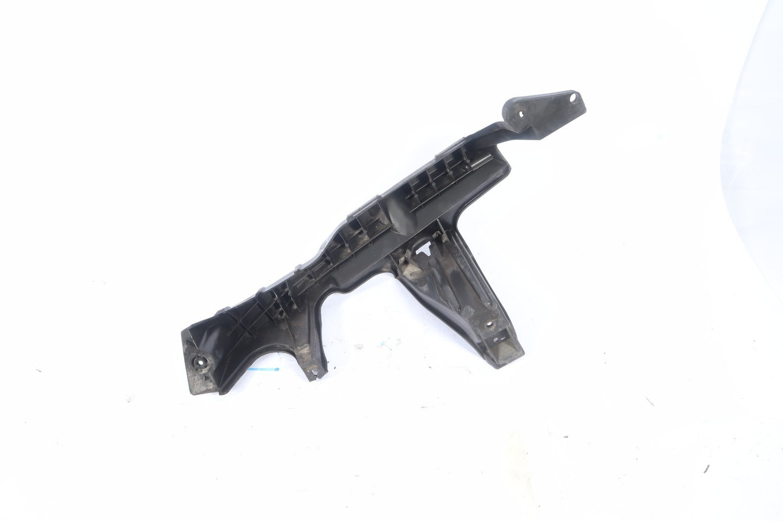 2004-2008 BMW X3 FRONT RIGHT PASSENGER SIDE HEADLIGHT MOUNT BRACKET 3414309 OEM