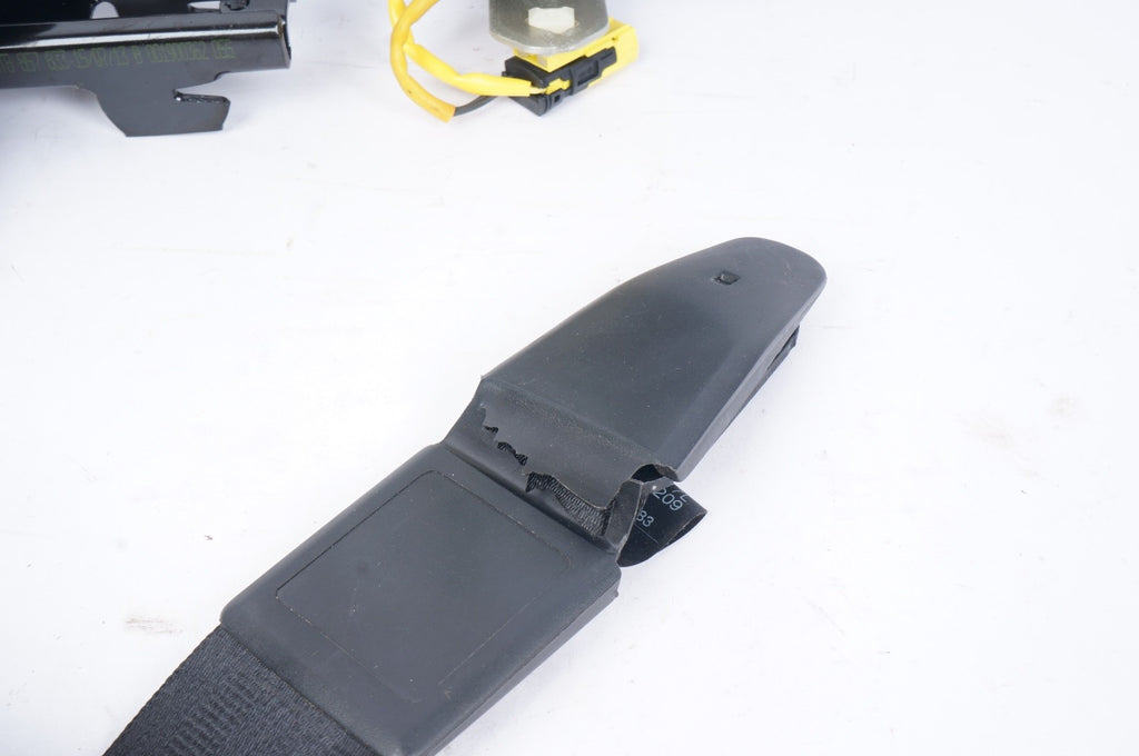 2012-2017 AUDI A7 FRONT LEFT DRIVER SEAT BELT BUCKET RETRACTOR OEM