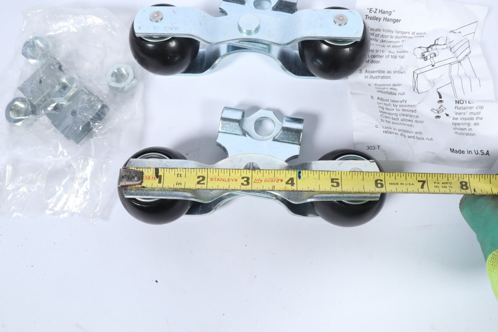 Zinc Plated Offset Flexible Round Rail Hanger Kit