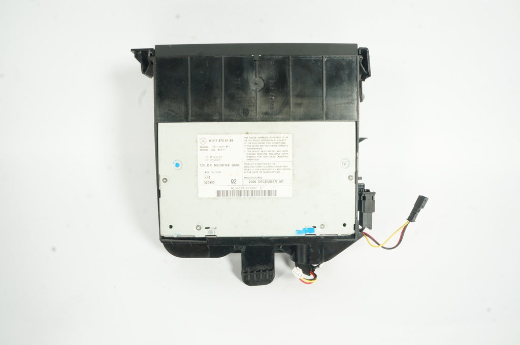 03-13 Mercedes R171 SLK55 SLK280 AMG SLK280 Radio 6 Disk CD Changer Player OEM