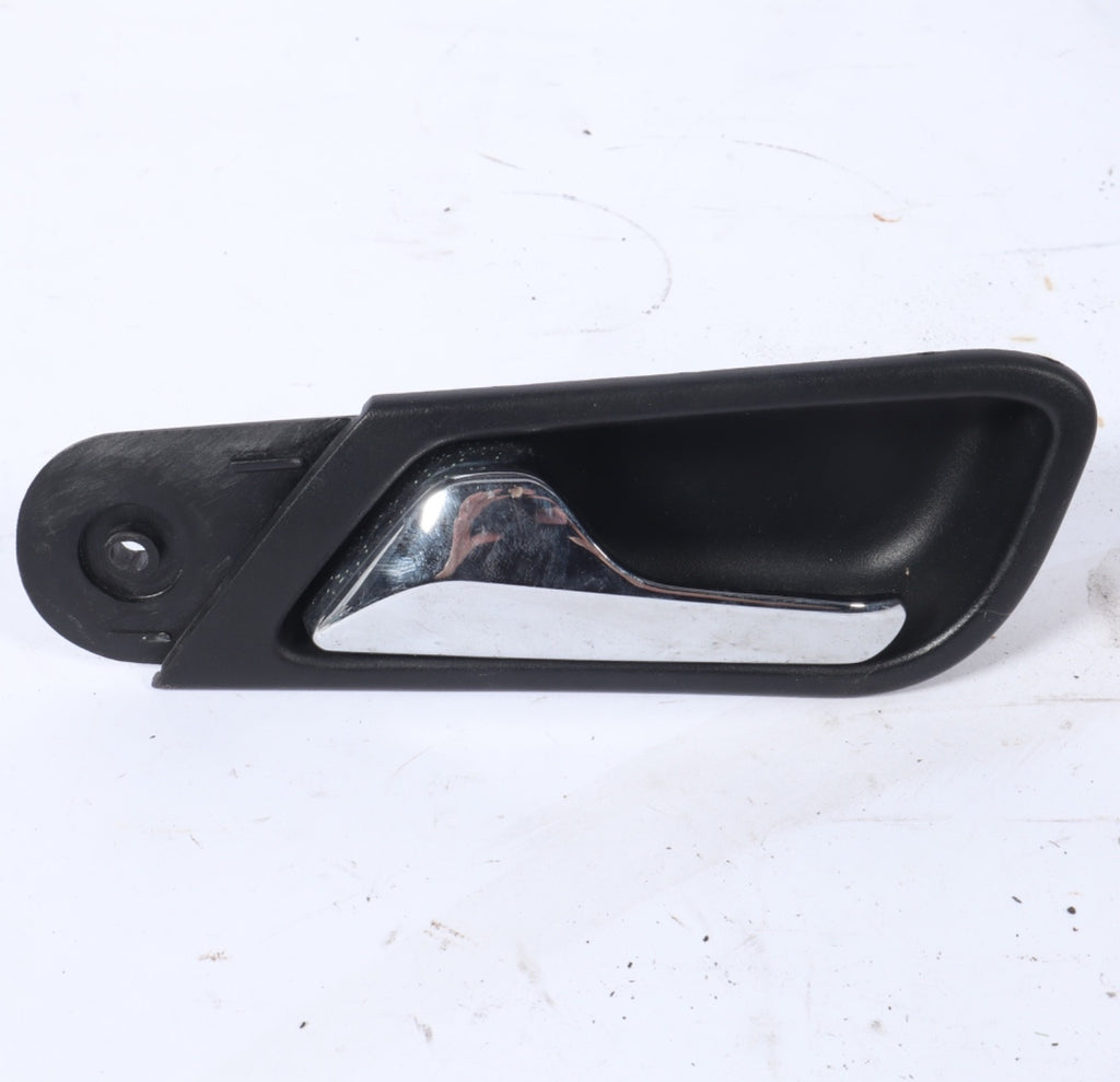 1998-2003 MERCEDES BENZ CLK CLASS C208 DOOR HANDLE INTERIOR LEFT 2087600261 U