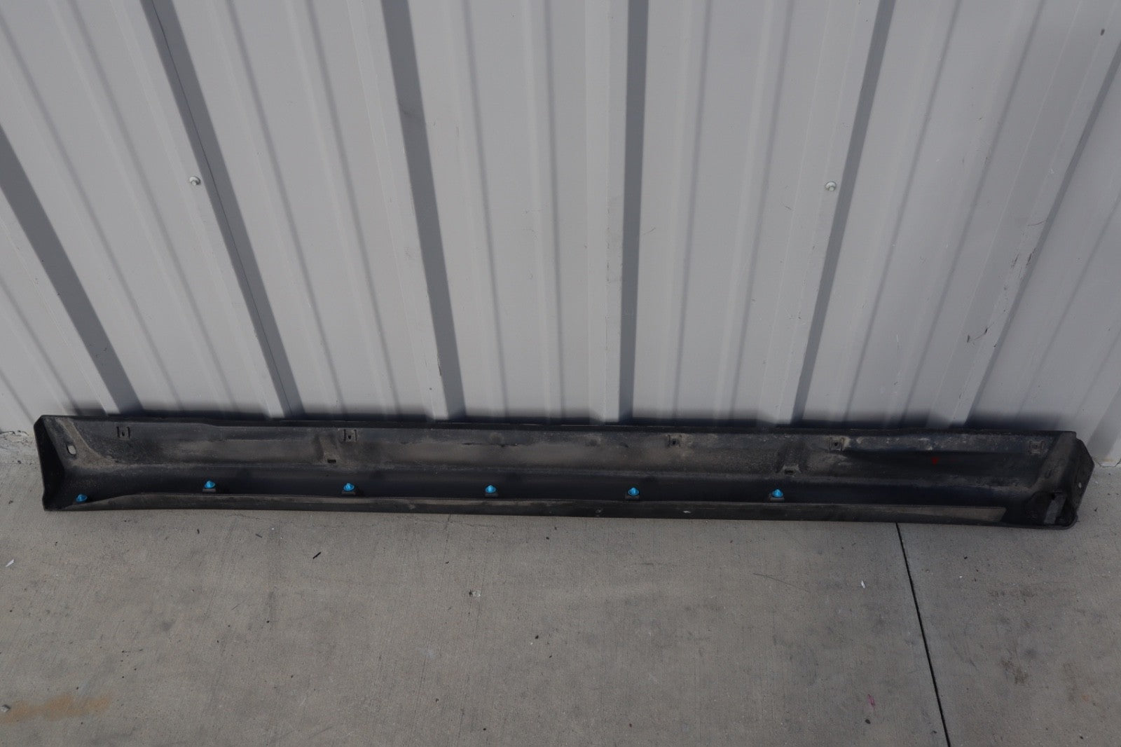 2014 - 2019 Mitsubishi Outlander Right Rocker Molding OEM