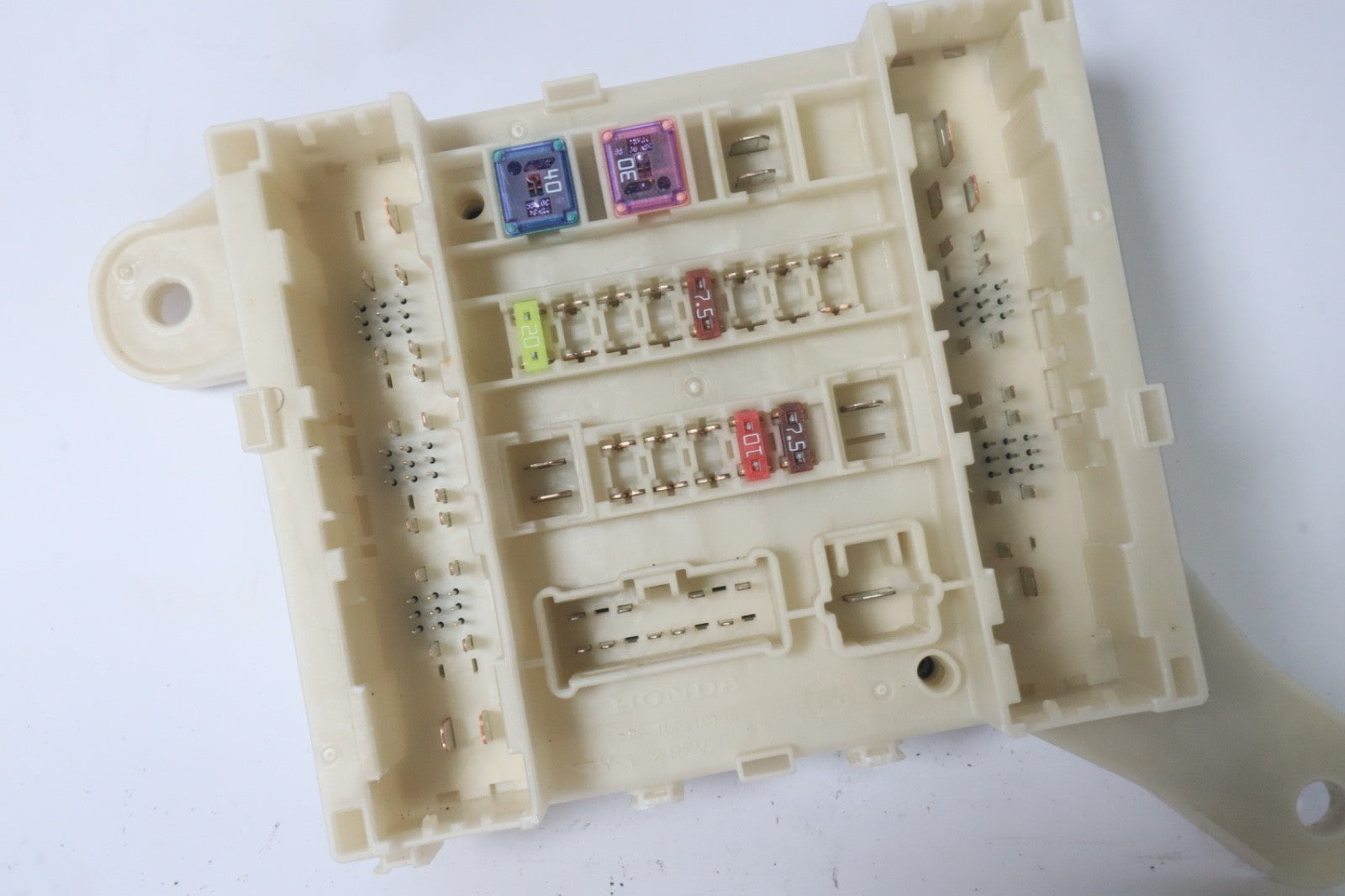 2011-2017 HONDA ODYSSEY CENTER FUSE BOX JUNCTION UNIT OEM 38230-TK8