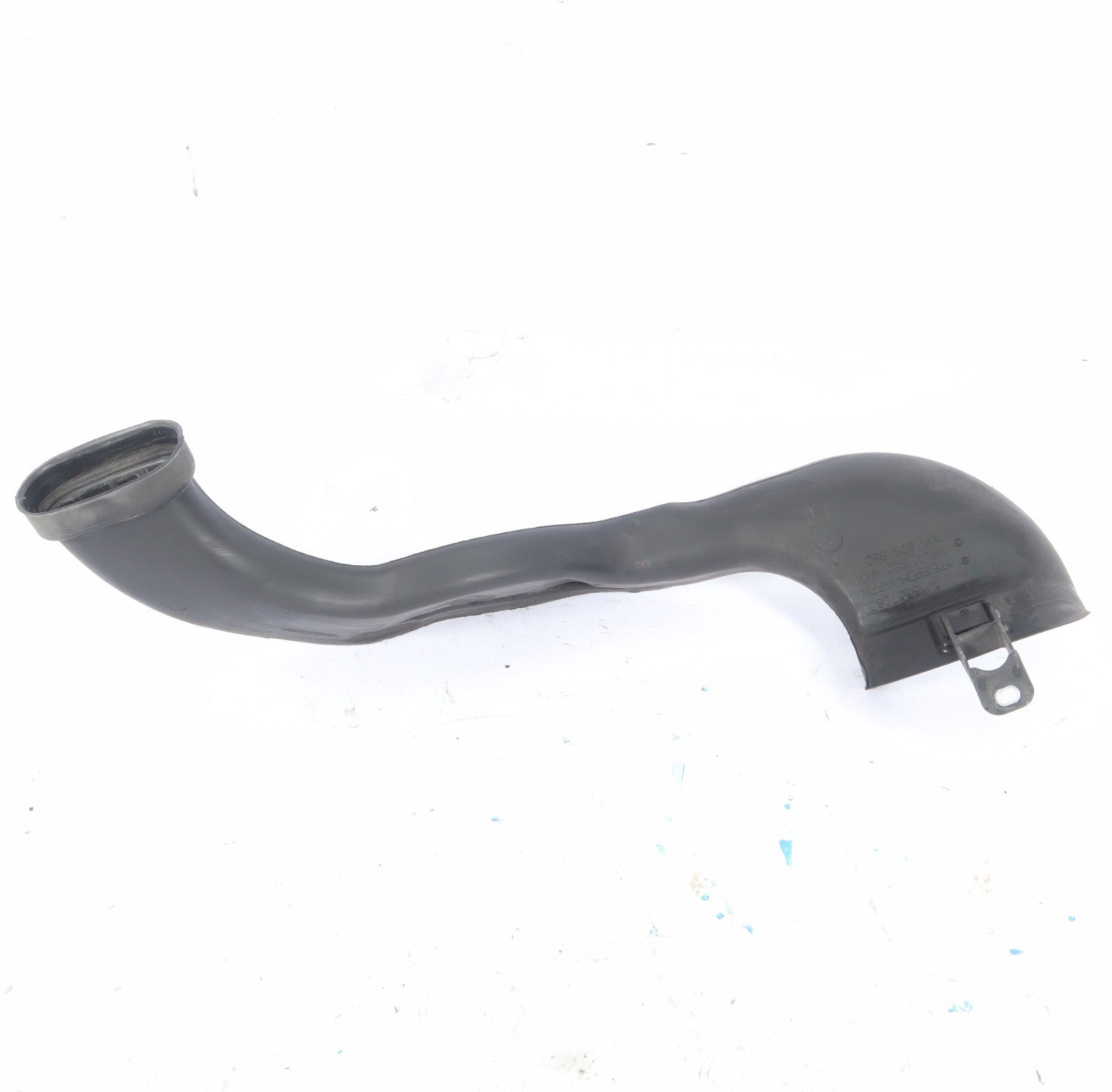2016–2019 BUICK CASCADA AIR INTAKE DUCT SNORKEL OEM  13307080