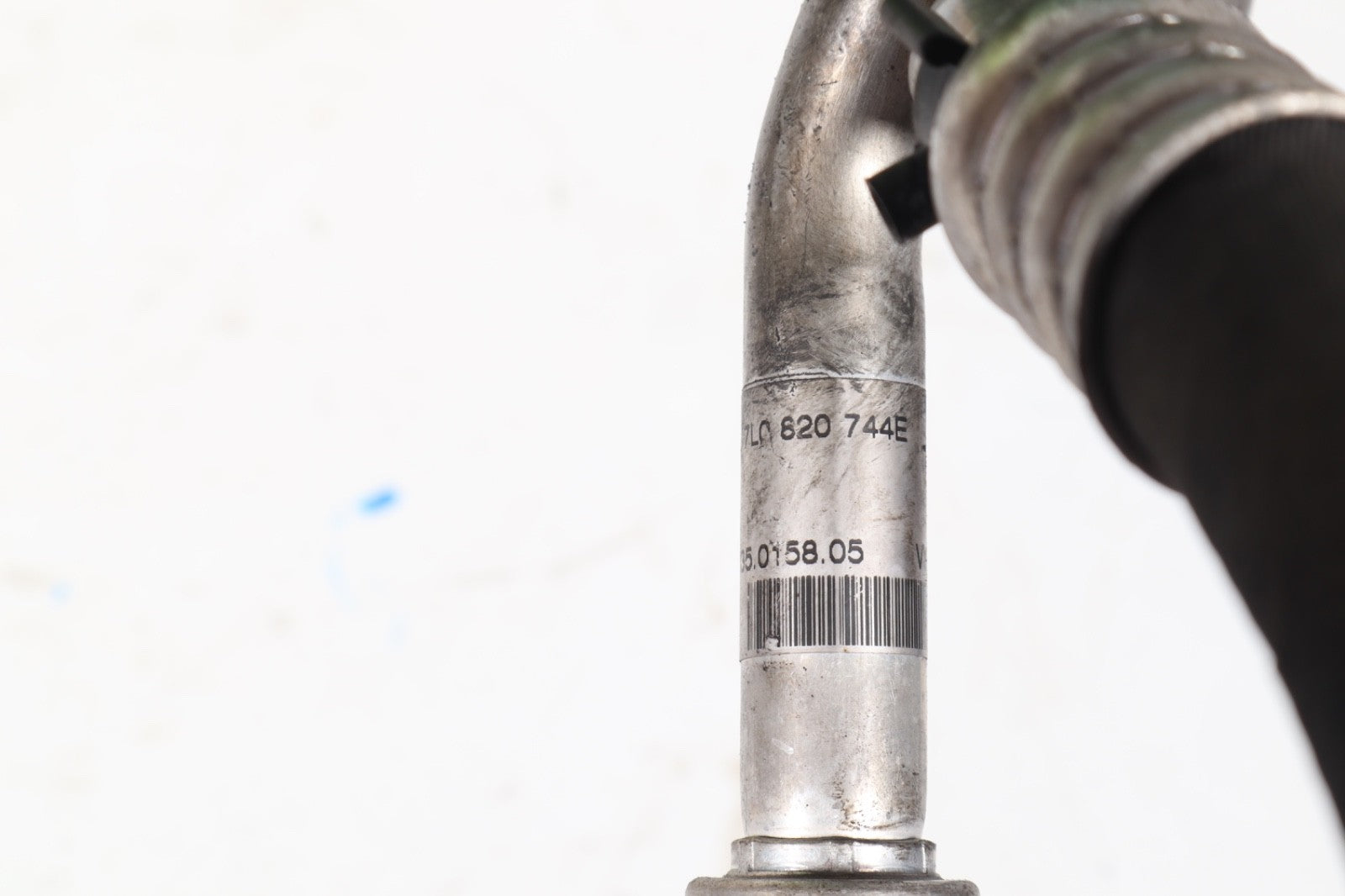 2005 PORSCHE CAYENNE 955 AIR CON PIPE 7L0820744G OEM