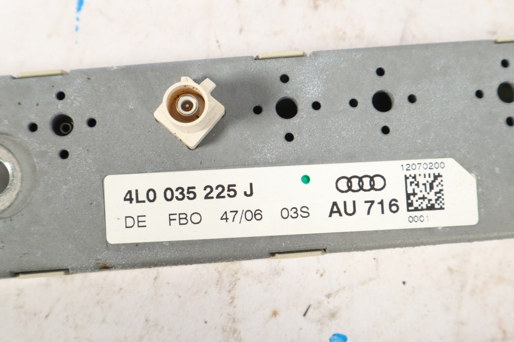 2010-2015 AUDI Q7 Left Side Antenna Booster Radio Amplifier Amp OEM 4L0035225AE