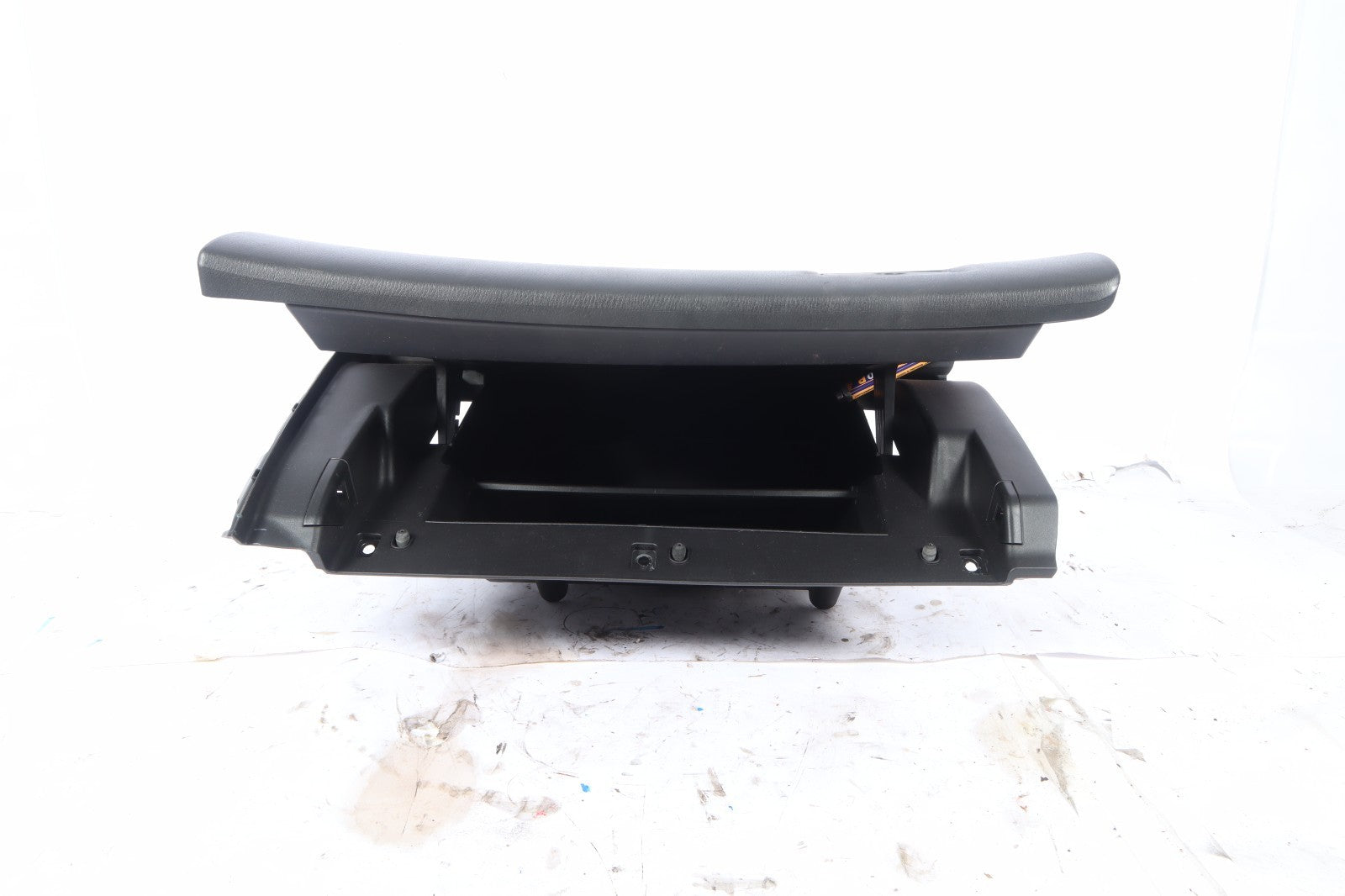 2014-2020 NISSAN PATHFINDER GLOVE BOX OEM