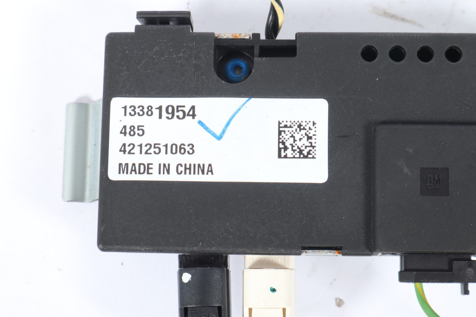 2016-2019 BUICK CASCADA RADIO ANTENNA AMPLIFIER ONTROL MODULE OEM 13381954