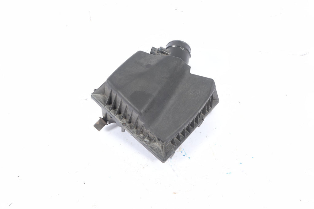 2016–2019 BUICK CASCADA AIR FILTER BOX AIR CLEANER HOUSING OEM 13472790