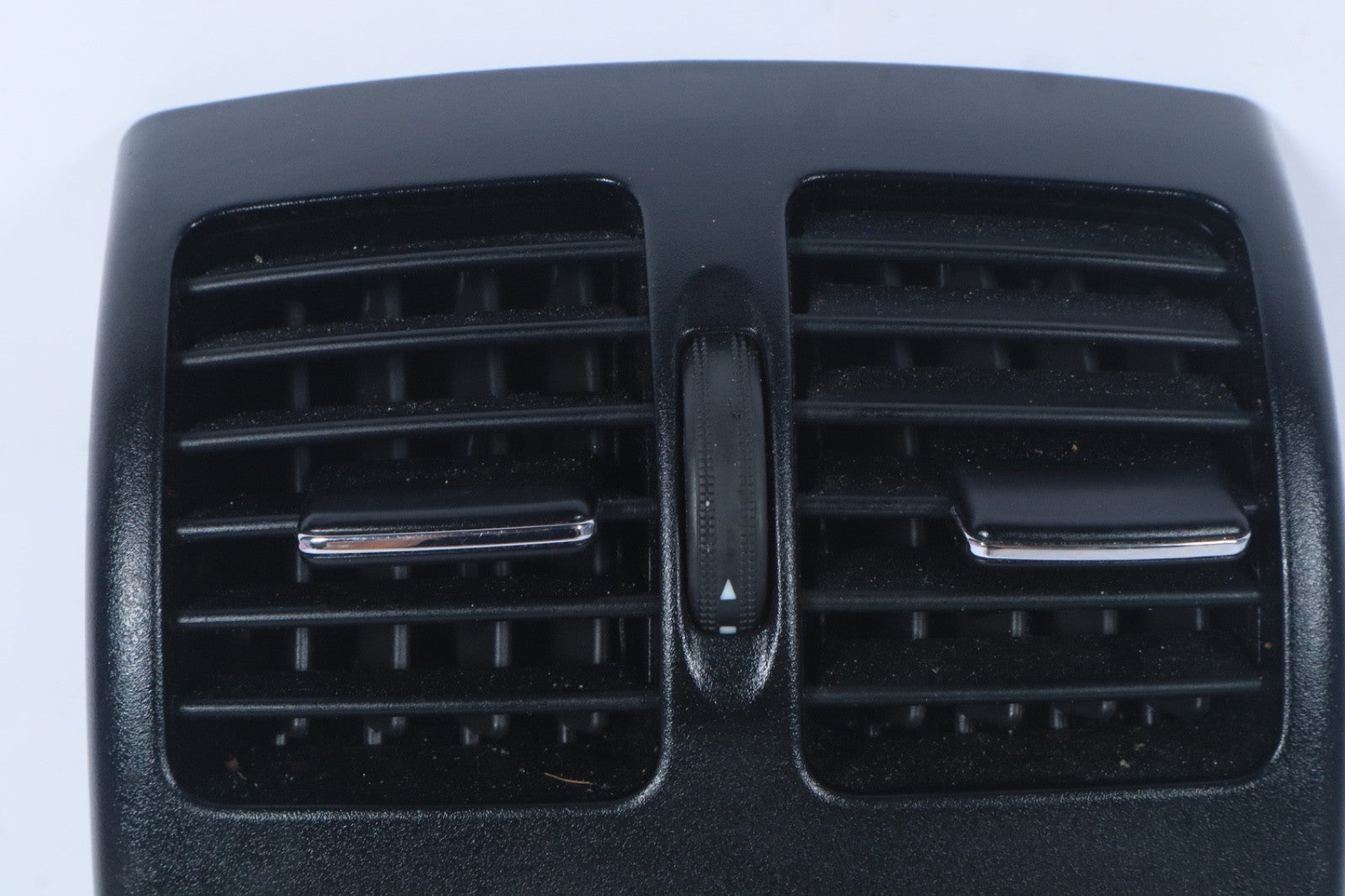 2008-2017 Mercedes C300 E350 Rear Center Console AC Vent Trim A2048300954 OEM