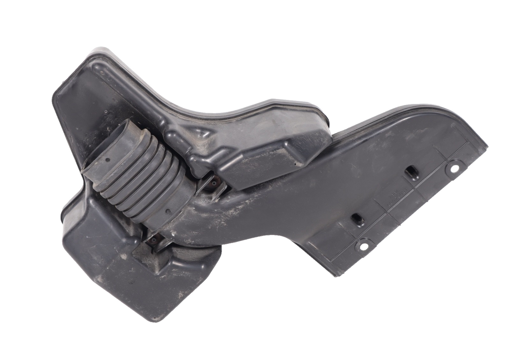 2016-2020 MITSUBISHI OUTLANDER 2.4L ENGINE AIR CLEANER INTAKE DUCT OEM 1505A957