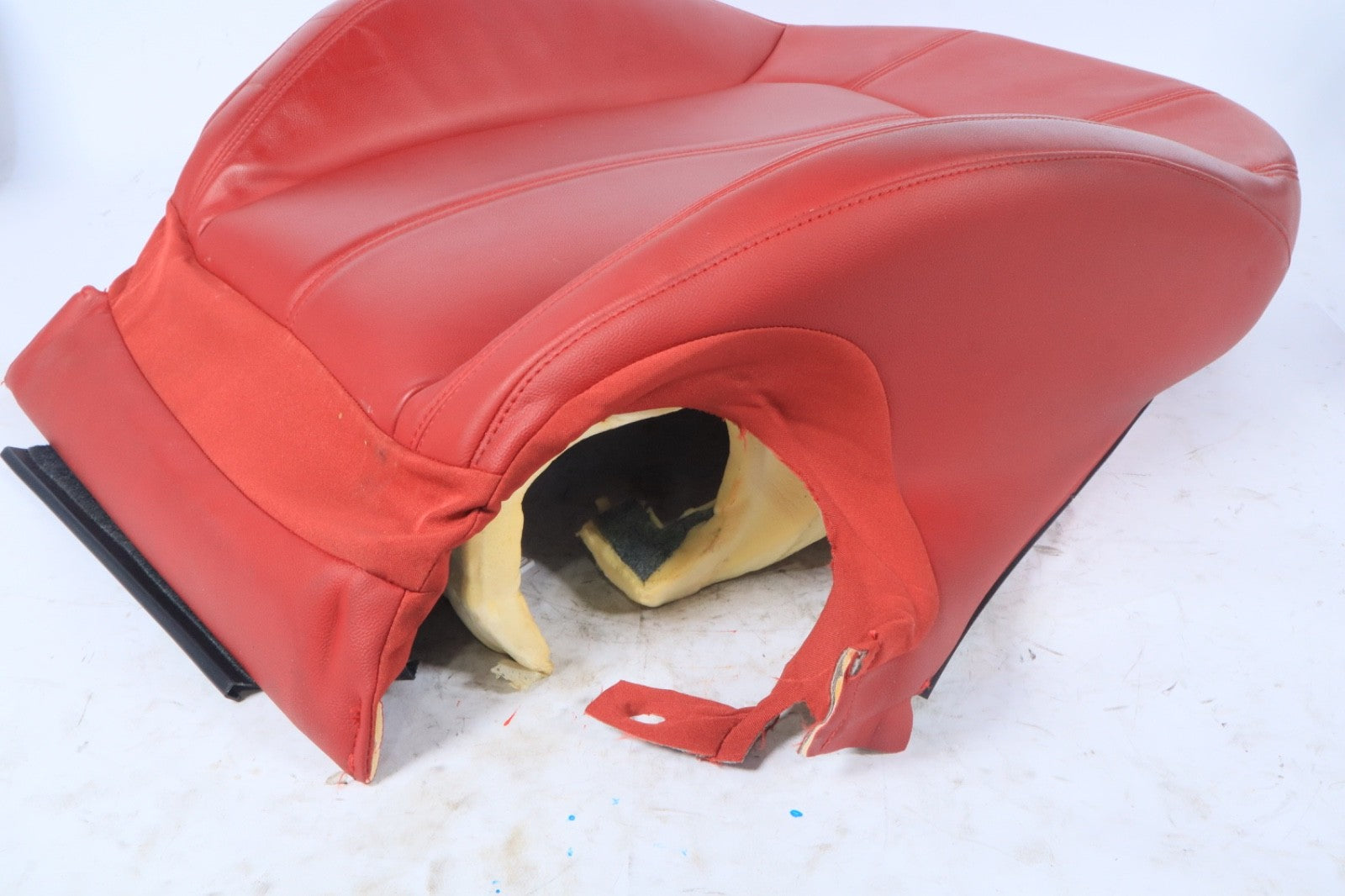 2018-2025 ALFA ROMEO STELVIO FRONT RIGHT UPPER SEAT CUSHION RED OEM