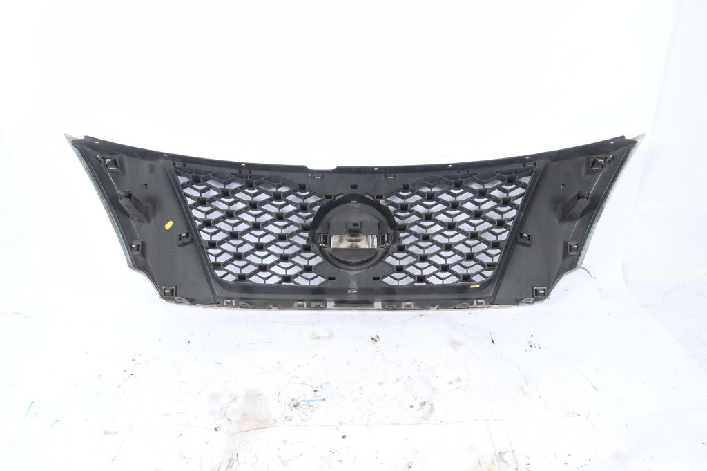 2013-2016 NISSAN PATHFINDER FRONT UPPER CHROME GRILL GRILLE OEM