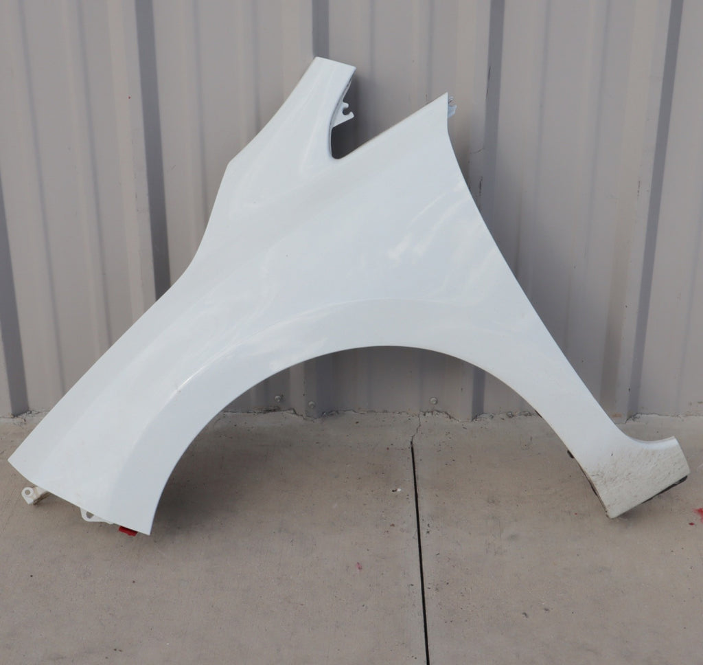 2013-2017 NISSAN LEAF DRIVER LEFT FRONT FENDER OEM