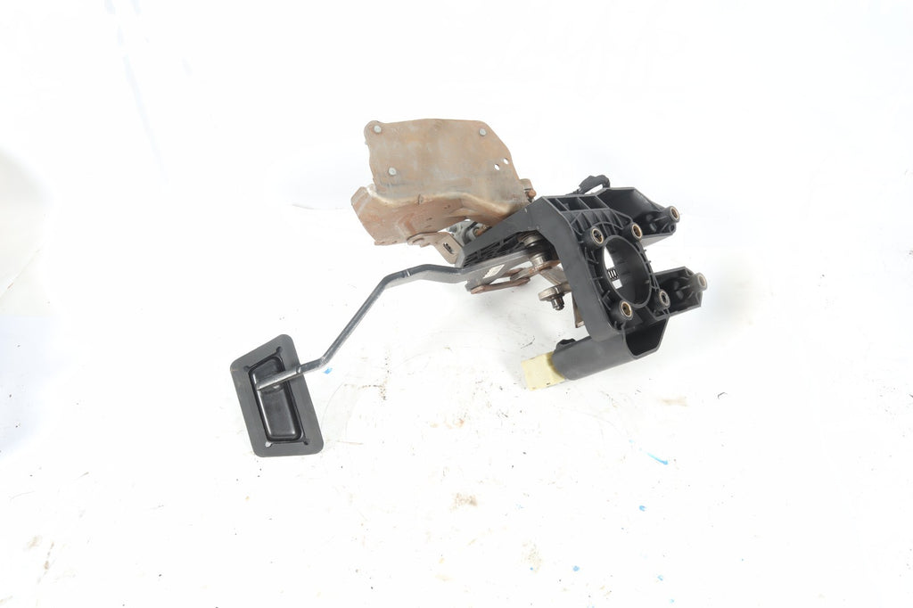 2011 -2020 DODGE GRAND CARAVAN PARKING BRAKE PEDAL OEM P04721199 AG