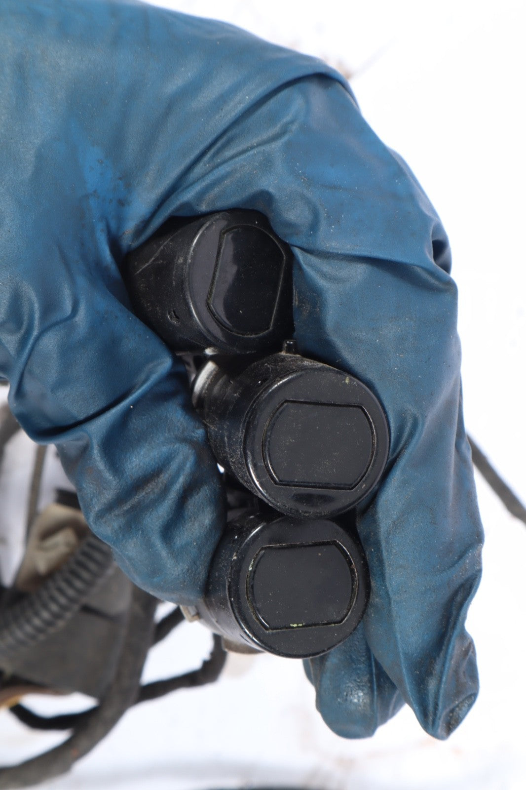 2005-09 Land Rover Range Rover Rear Parking Sensors w Wire Harness YMR500920 OEM