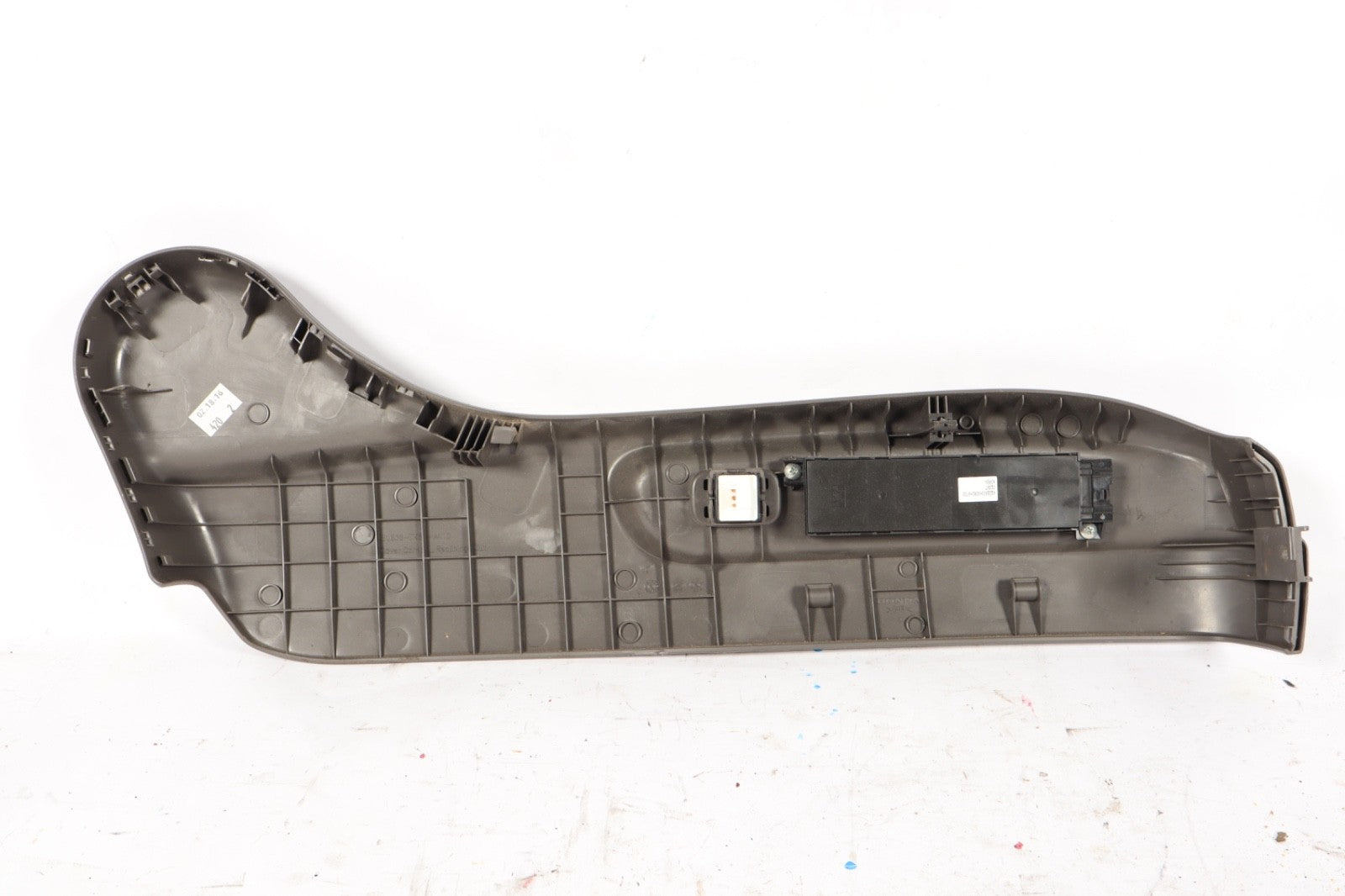 Honda Odyssey Seat Control Recliner Cover  Front Driver Side OEM