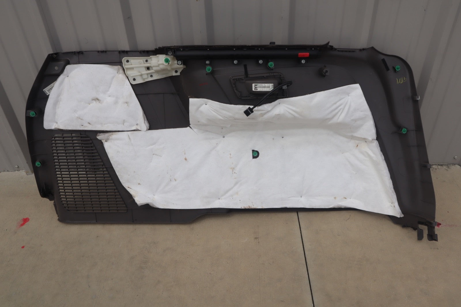2014-2017 HONDA ODYSSEY ELITE TRUNK REAR RIGHT SIDE QUARTER PANEL TRIM COVER OEM