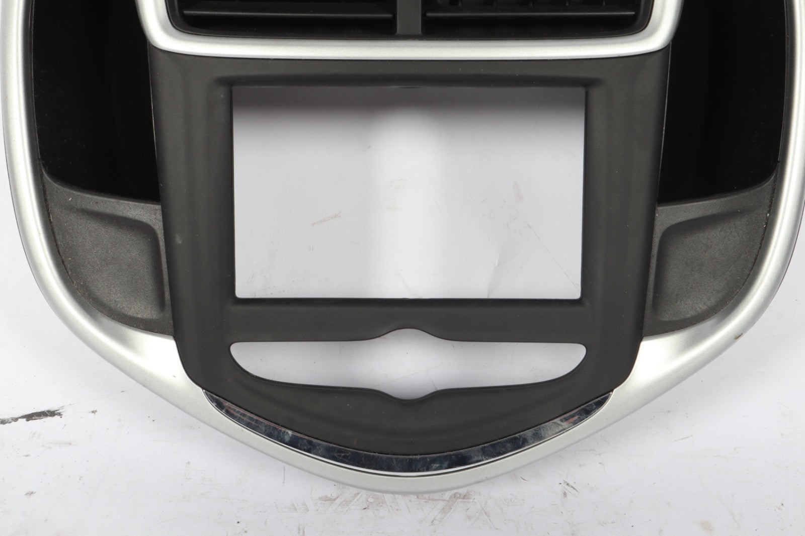 2017-2020 CHEVROLET SONIC CENTER RADIO DASH TRIM OEM