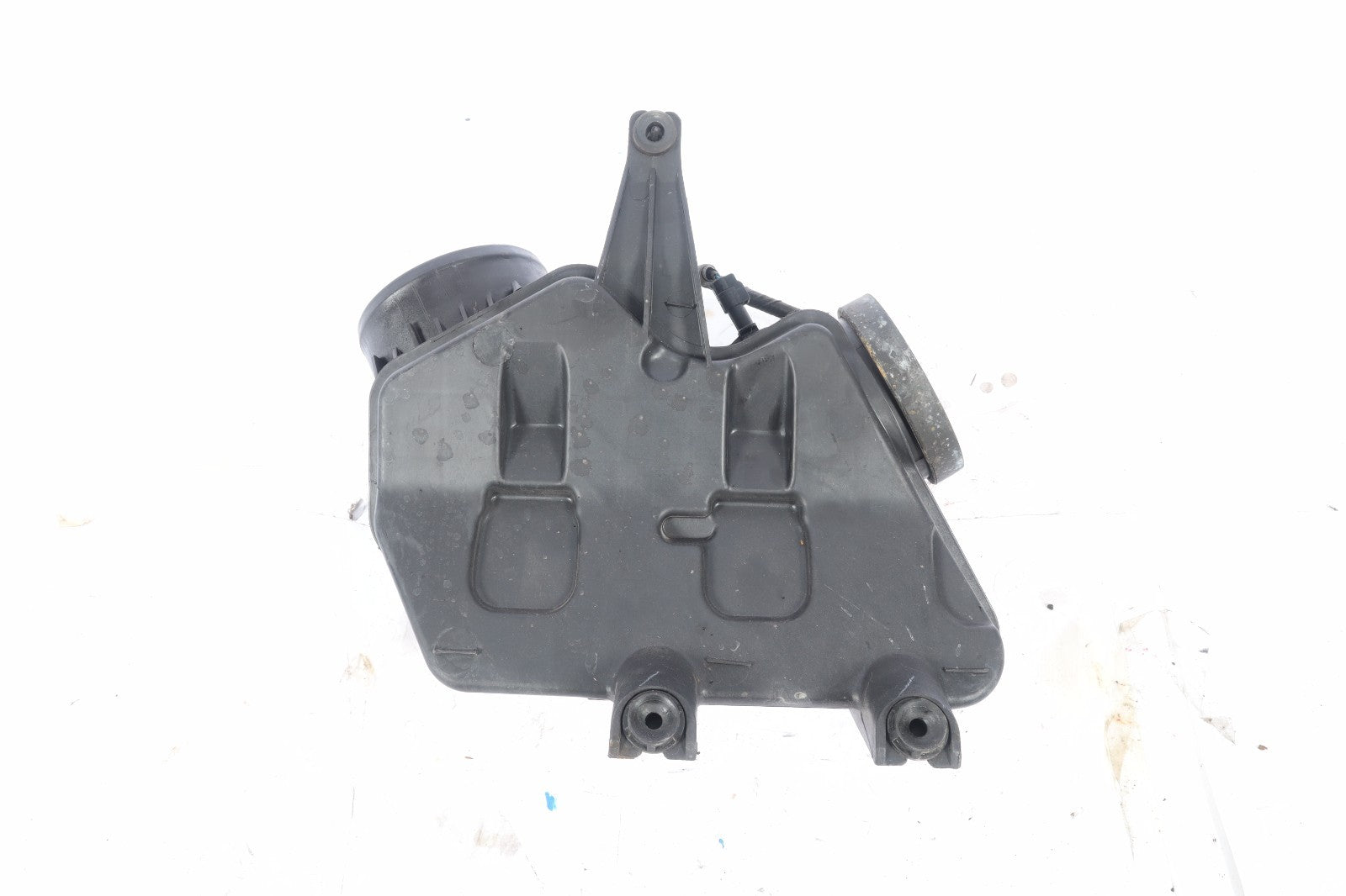 2012-2016 DODGE CHRYSLER TOWN & COUNTRY AIR INTAKE RASONATOR 04861731AC OEM