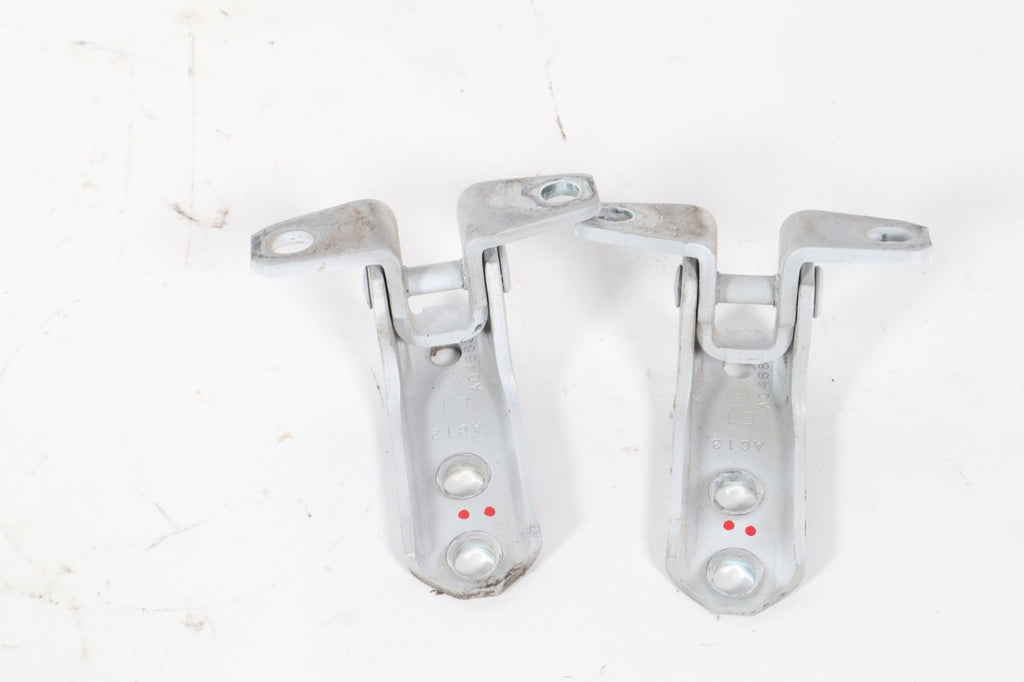 2007-2020 MITSUBISHI OUTLANDER FRONT RIGHT SIDE DOOR HINGE SET OF 2 OEM