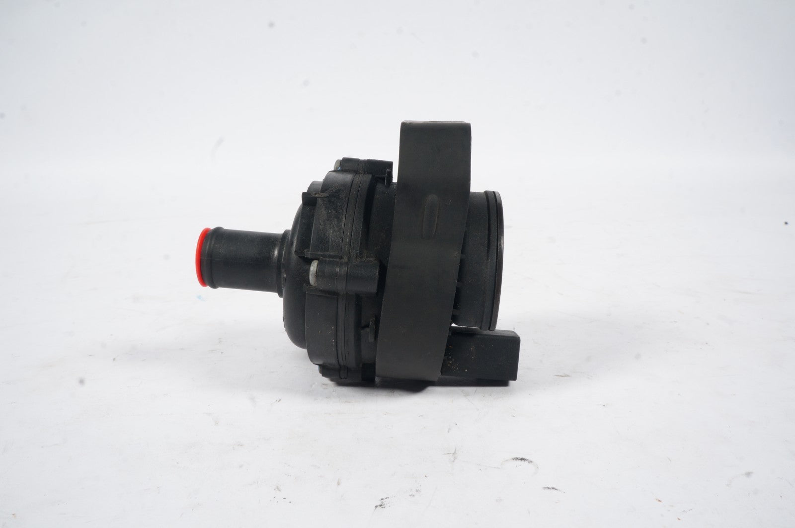 03-15 Mercedes R171 SLK300 GL550 Auxiliary Water Pump Heater 2118350028 OEM