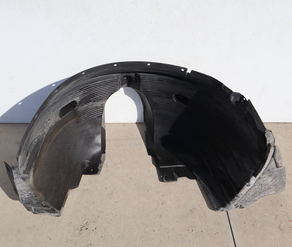 2007-2010 BMW X3 FRONT RIGHT PASSENGER SIDE ARCH LINER FOR ADDITION COOLER OEM