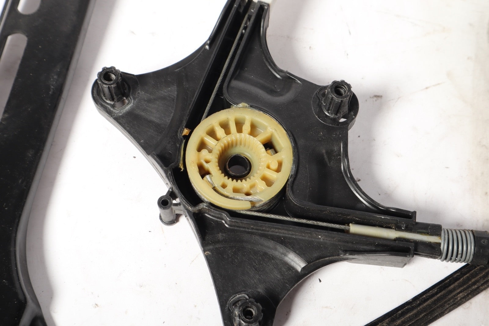 2014 Mercedes W207 E350 Coupe Front Left Door Window Regulator OEM