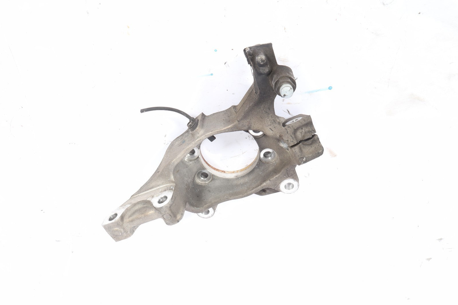 2013-2020 NISSAN PATHFINDER FRONT RIGHT SPINDLE KNUCKLE OEM