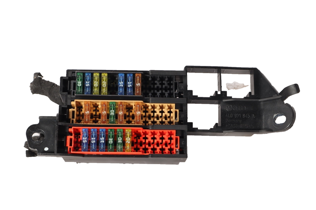 2007-2015 Audi Q7 Fuse Relay Box Computer Control Module Unit W Fuses 4L0971845A