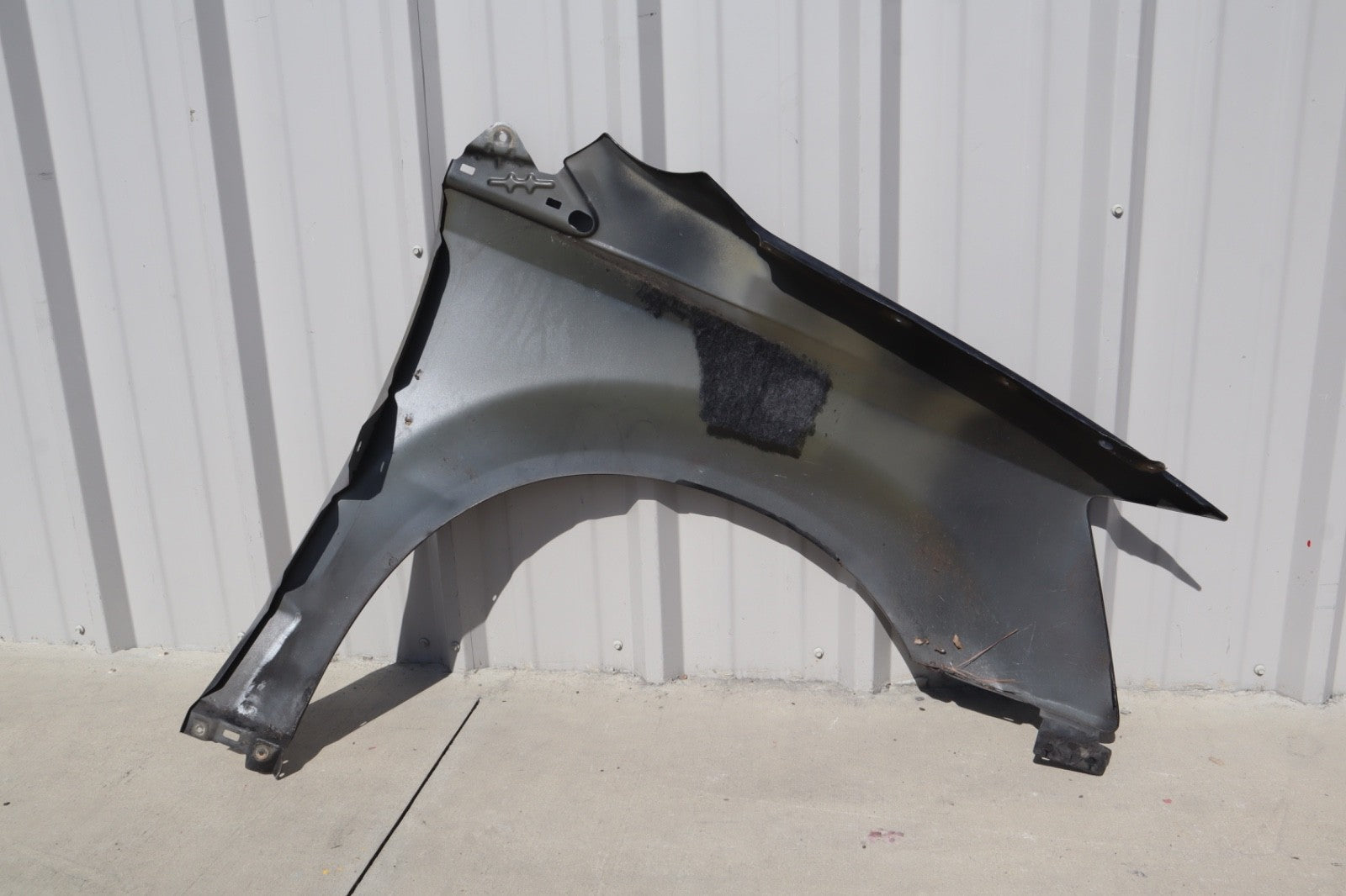 2009-2018 Dodge Grand Caravan Front Right Passenger Side Fender OEM