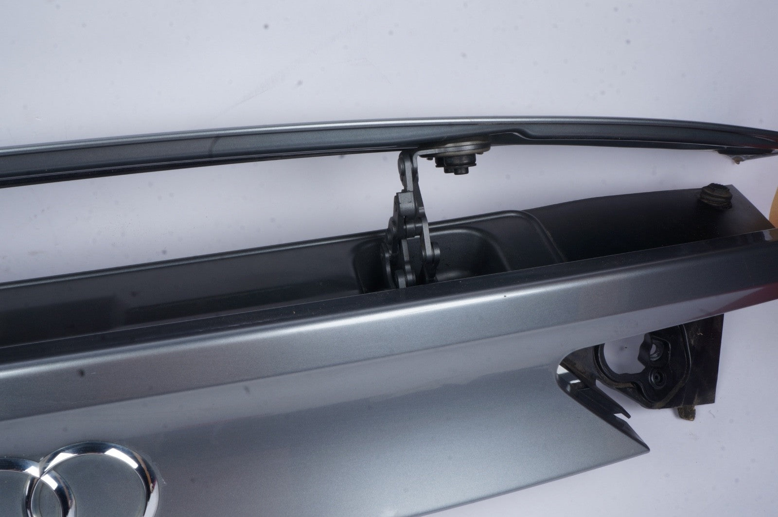 2012-2018 Audi A7 S7 RS7 Rear Gate Hatch Spoiler Wing OEM Florett Silver Z7G OEM