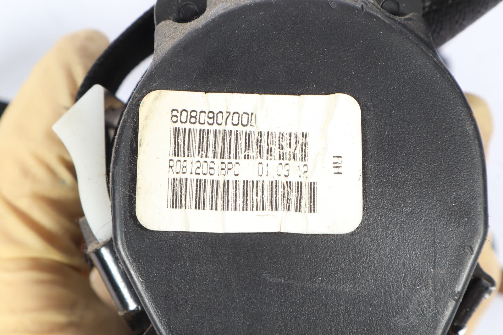 2009 - 2012 DODGE JOURNEY REAR RIGHT SIDE SEAT BELT RETRACTOR OEM