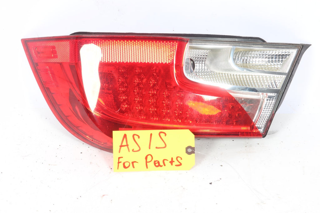 2011 - 2013 VOLVO C70 RIGHT PASSENGER SIDE TAIL LIGHT DAMAGE FOR PARTS 31299413