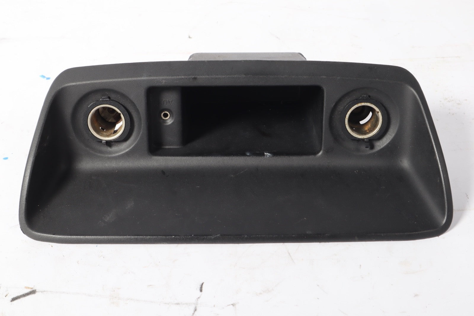 2007 Nissan Armada Front Radio Bezel Cubby Aux Trim P/N OEM *BROKEN CLIPS*