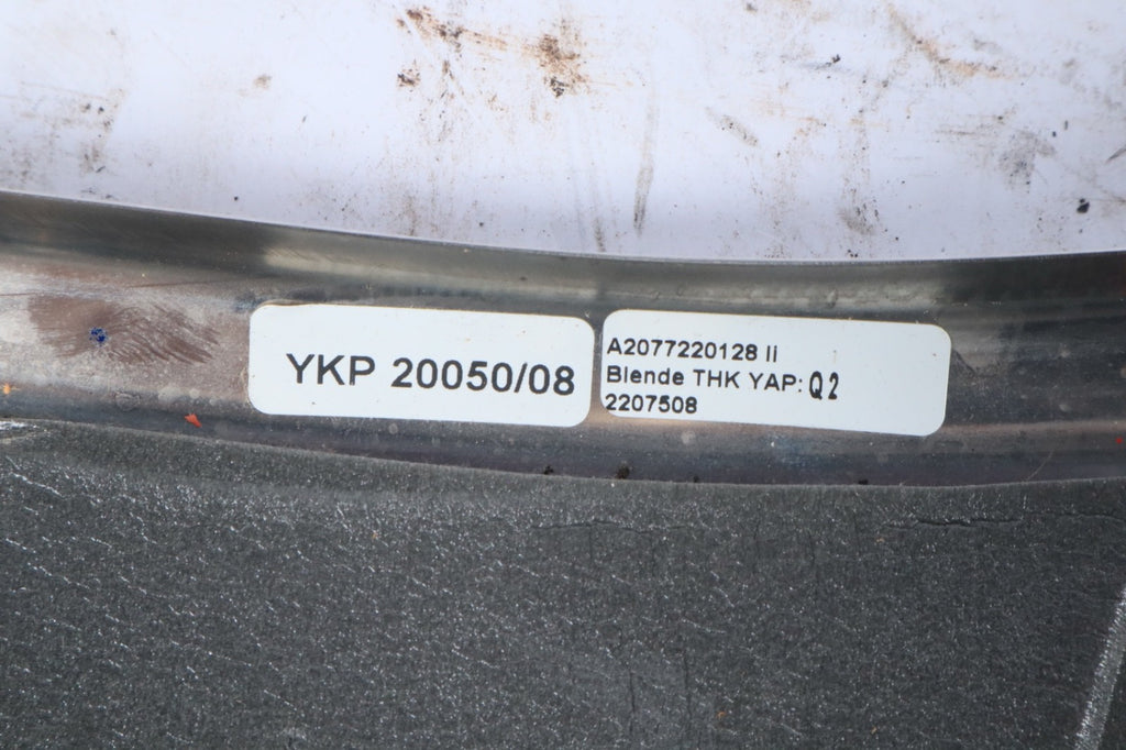 10-17 Mercedes W207 E350 E400 E550 Left & Right Door Panel Edge Trim SET OEM
