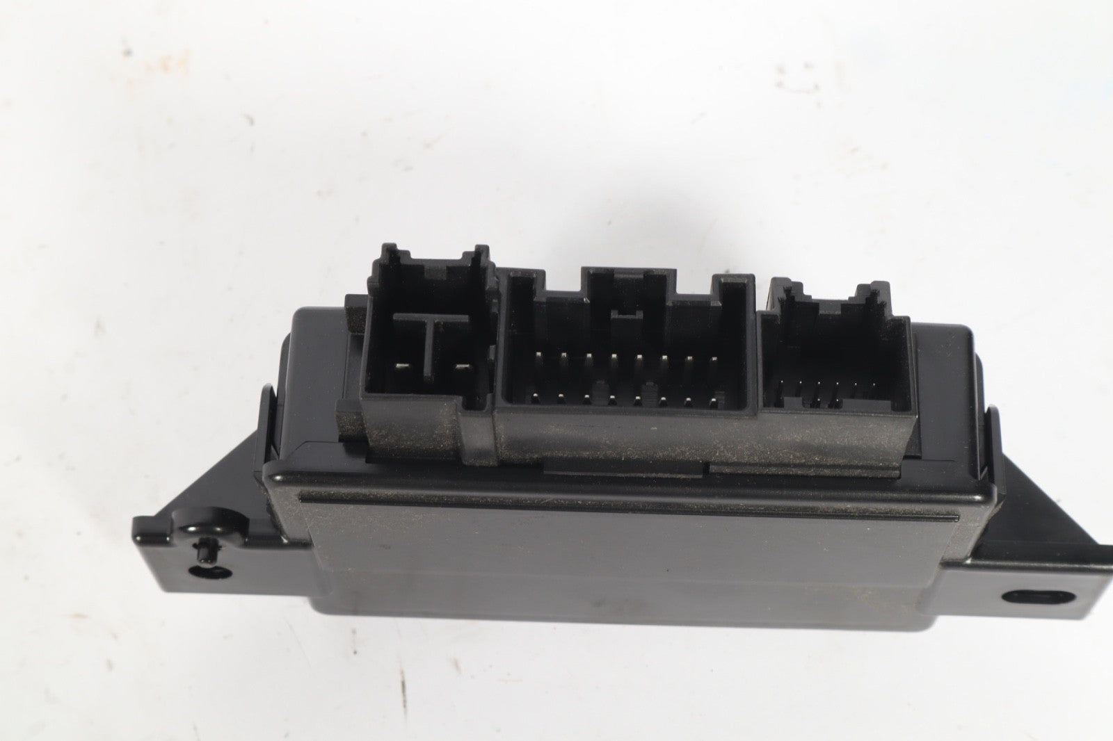 2016 - 2019 Buick Cascada Seat Heat Control Module OEM